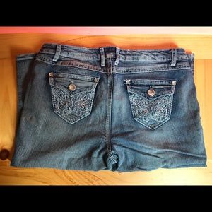 Cato capris with rhinestone detail